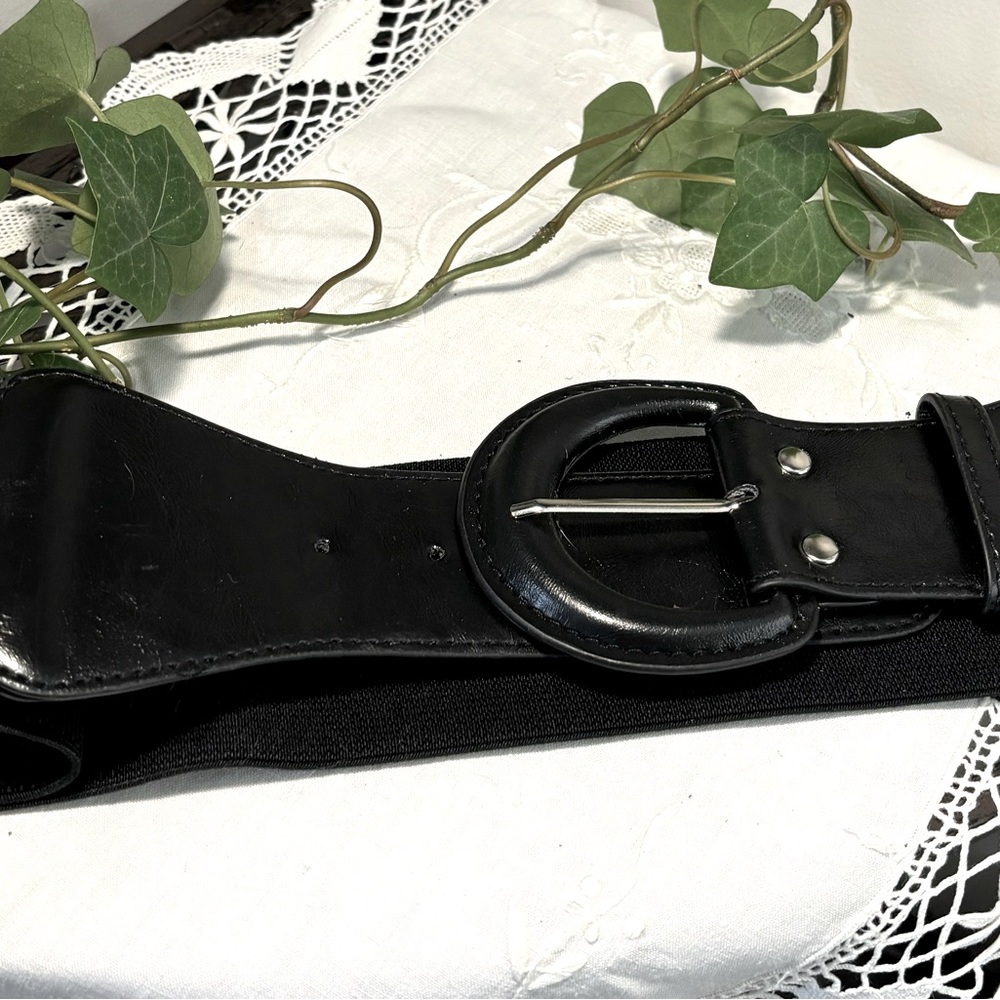 Black Stretch Cinch Belt, Size 34.5 x 3”